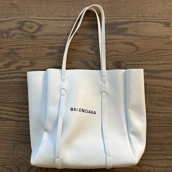 Balenciaga Everyday Tote - Picture 1 of 3